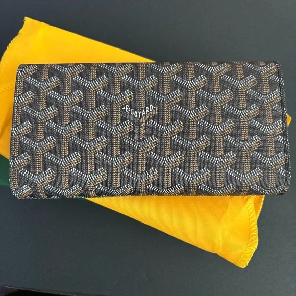 Fashion Trifold Long Wallet Black Brown Snap Closure Silver Hardware - Picture 6 of 15